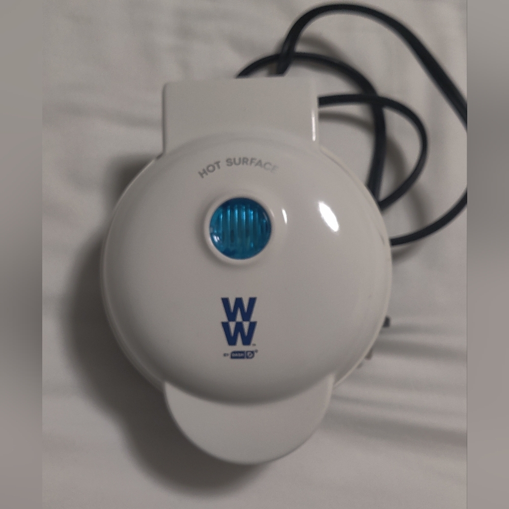 WW White Mini Waffle Maker